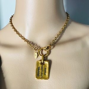 Chanel Vintage Authentic necklace large charm